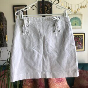 ANN TAYLOR size 6 White Stretch Twill Denim Lace Up Short Skirt